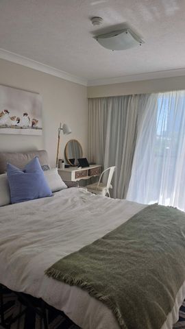 Broadbeach - Photo 3