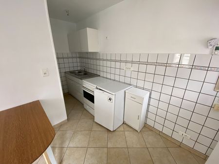 Location Appartement 1 pièce 23m² - Photo 2