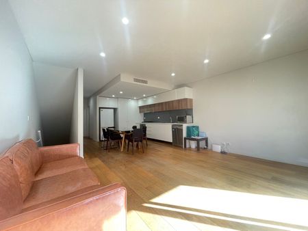 Home For Rent - Photo 4