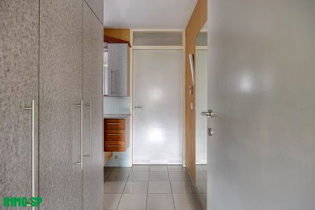 Ruime gezinswoning met 5 slaapkamers nabij Olen-Centrum. - Photo 2