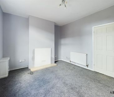 William Terrace, Stoke-On-Trent ST6 6QX - Photo 2