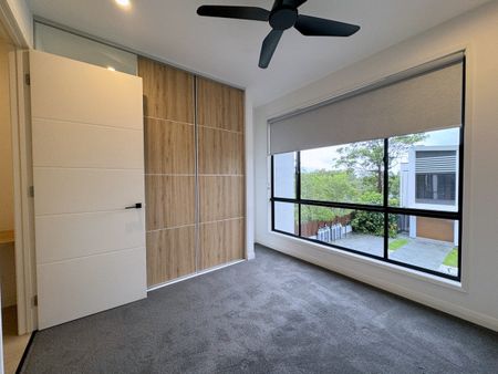 Sophisticated Living at Serenity on Hillview - Photo 5