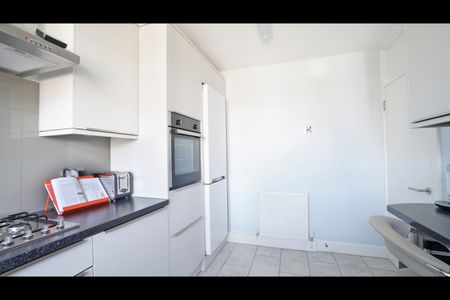 Room in a Shared Flat, Fellows Court, E2 - Photo 3