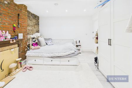 1 bedroom Flat To Let Total Size: 667 SQ FT - Photo 2