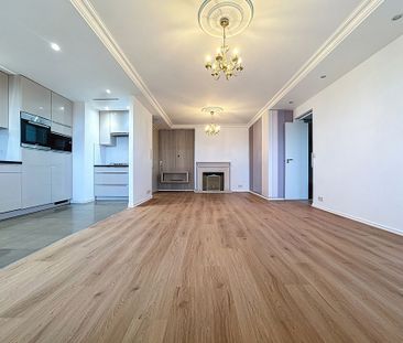 Drie slaapkamer appartement met terras - Photo 3