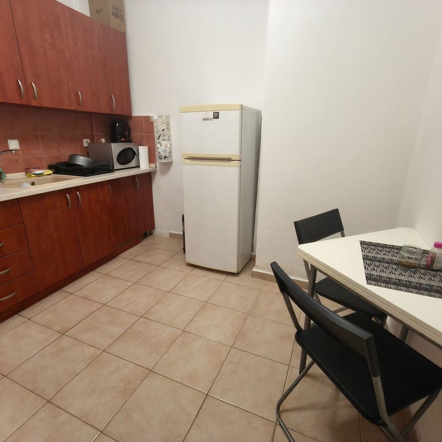 Studio/Γκαρσονιέρα για ενοικίαση Κέντρο (Χαριλάου) - Photo 1