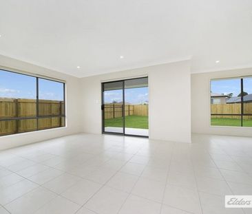 42 Ardrossan Street - Photo 2