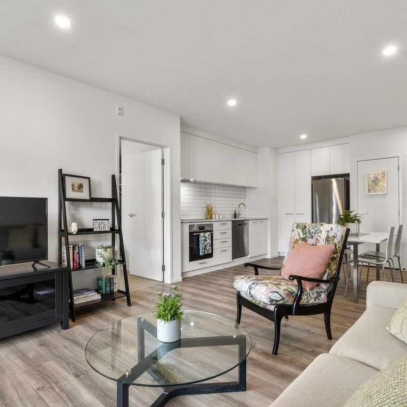 Immaculate Ground Floor One Bedroom Apartment - Photo 1