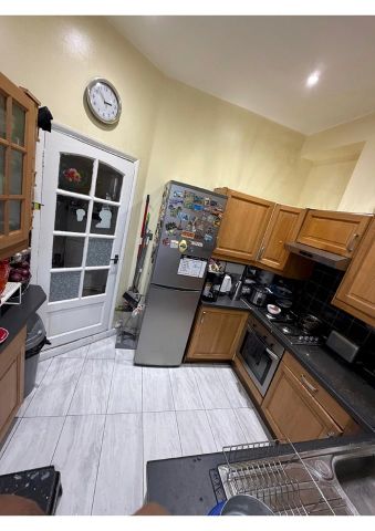 2 Bed Maisonette, St. Johns Road, HA9 - Photo 2