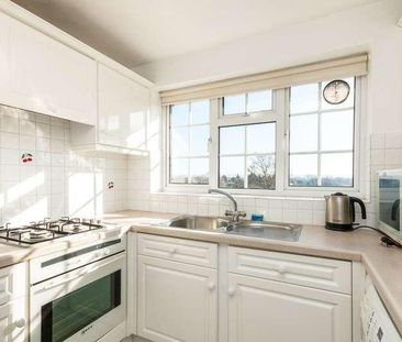 Woking, Surrey, GU22 - Photo 5