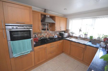 2 bedroom house share to rent - Photo 5