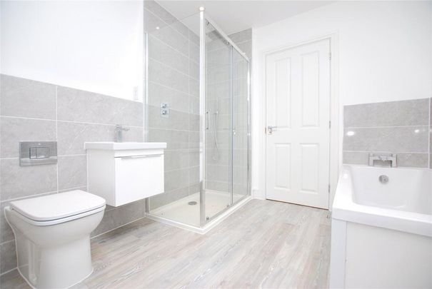 5 bedroom end of terrace house to rent - Photo 1