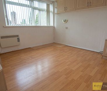 2 Bedroom Mid Terraced House For Rent - Photo 1