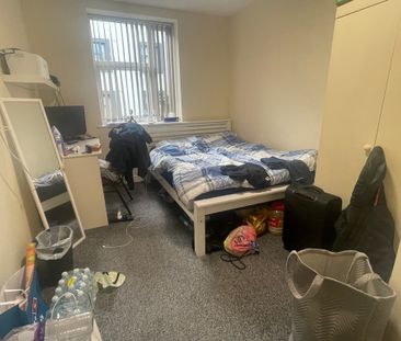 8 Bedroom Shared Flat - Photo 4