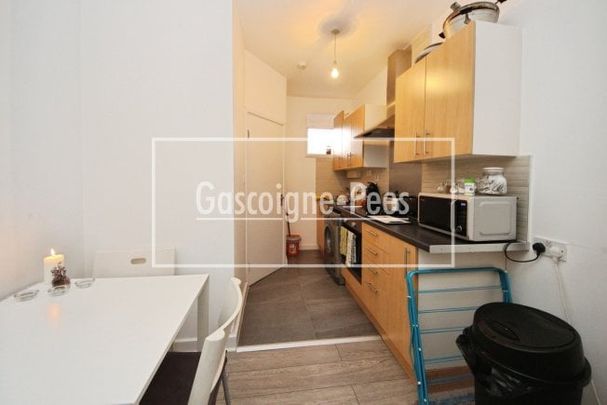 Kingston Hill - Photo 1