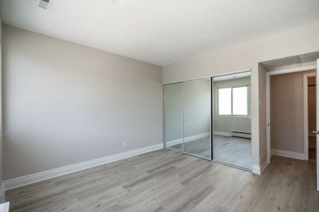 Bronson Ridge Apartments - Photo 3