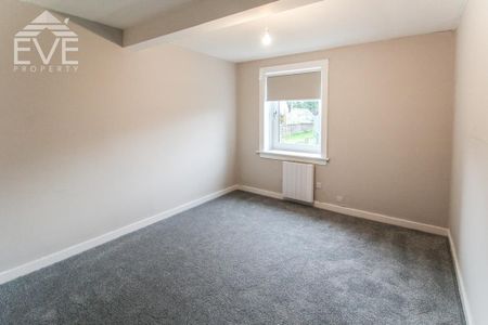 2 bedroom ground floor flat to rent - Photo 4