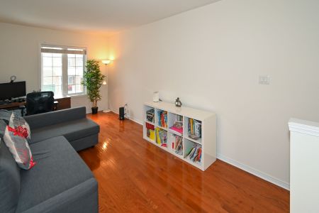 For Lease - 7360 Zinnia Place Unit# 220, Mississauga, Ontario - Photo 5