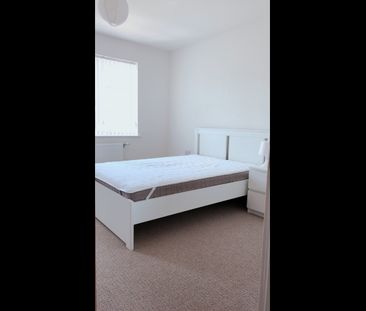 Room in a Shared House, Cotton Close, CR4 - Photo 5
