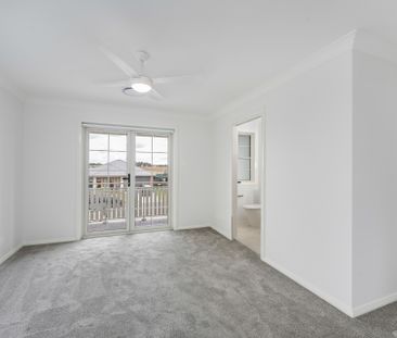 Contemporary Brand New Residence in Lochinvar Downs - Photo 4