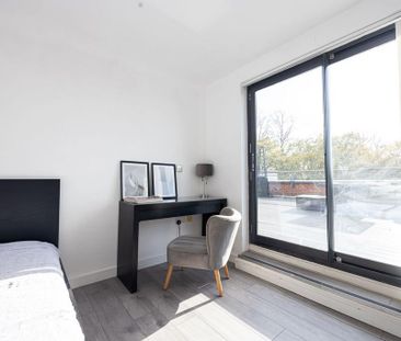 2 bedroom penthouse to rent - Photo 6