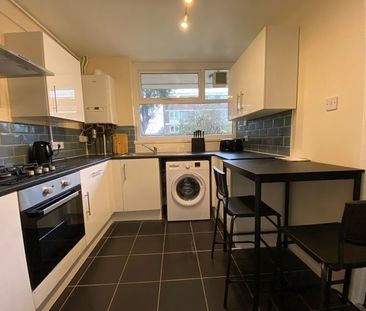 Room in a Shared Flat, Tooting Bec, SW17 - Photo 2