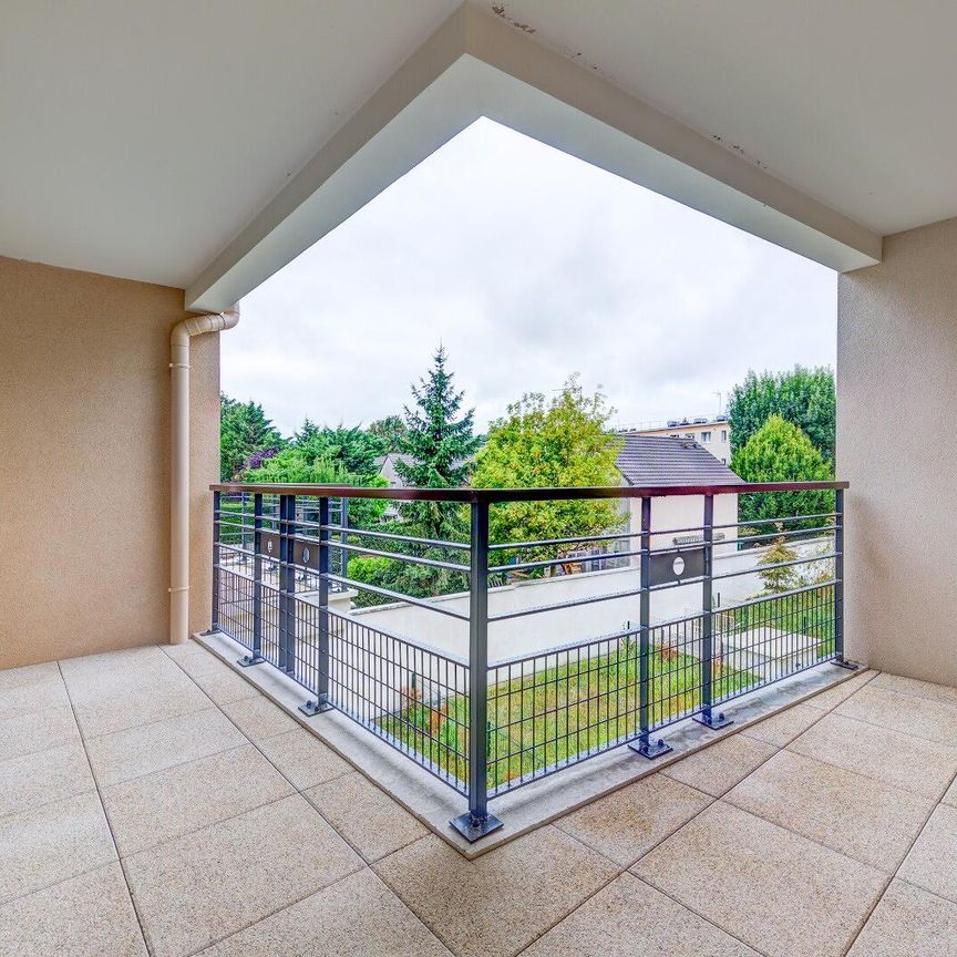 location Appartement T3 DE 63.8m² À VILLIERS SUR MARNE - Photo 1