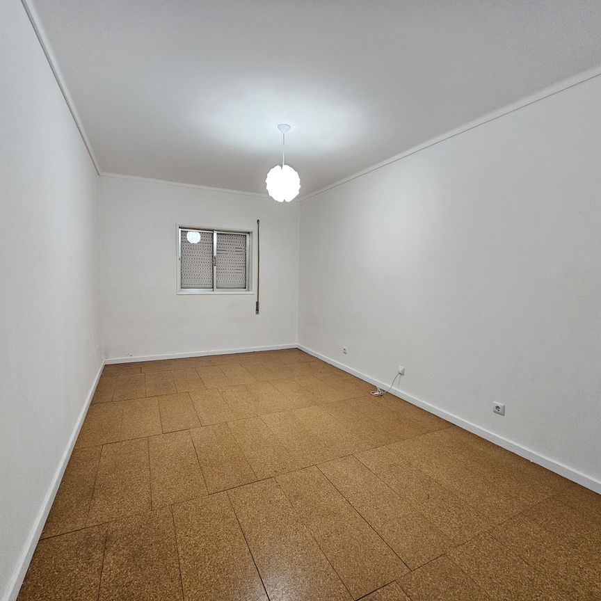 3 bedroom flat in the centre of Vagos! - Photo 1