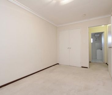 COMFORT AND CONVENIENCE AWAIT! - Photo 5