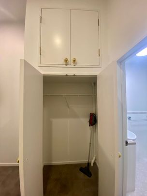 Stylish Furnished Studio in Prime Location - Photo 1