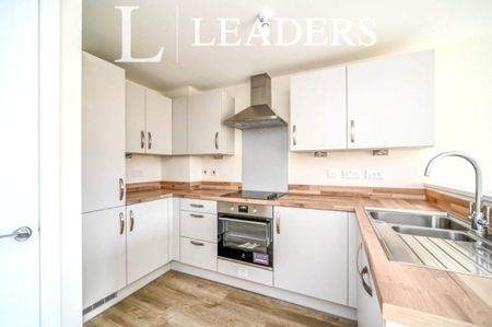 4 bedroom townhouse to rent Willowsway Road, Wixams, Bedford, MK42 - Photo 4