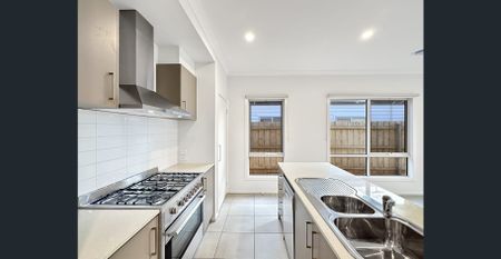 🏡 4-Bedroom House in Eynesbury - Photo 5