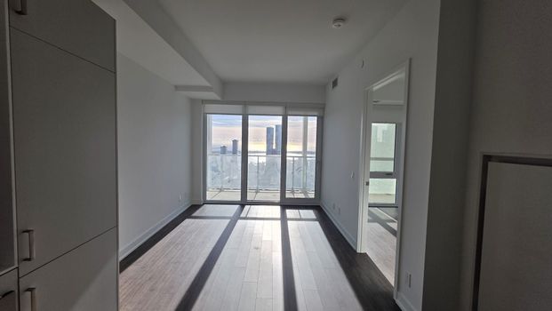 For Lease - 88 Queen Street Unit# 5009, Toronto, Ontario - Photo 1