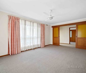 9 Kinnane Court, Ballarat North - Photo 6