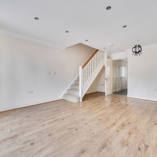 Woodland Gardens, Hindhead, Surrey, GU26 - Photo 1