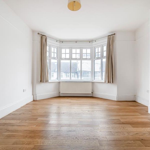 5 bedroom terraced house to rent - Photo 1