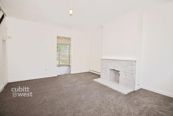 3 bedroom terraced house to rent - Photo 1