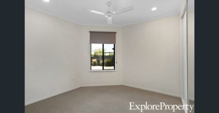 Family Home in Ooralea - Photo 2