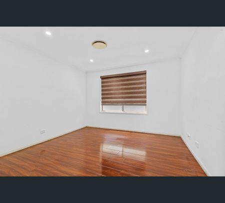 31 Royal George Drive, Harrington Park, NSW 2567 - Photo 5