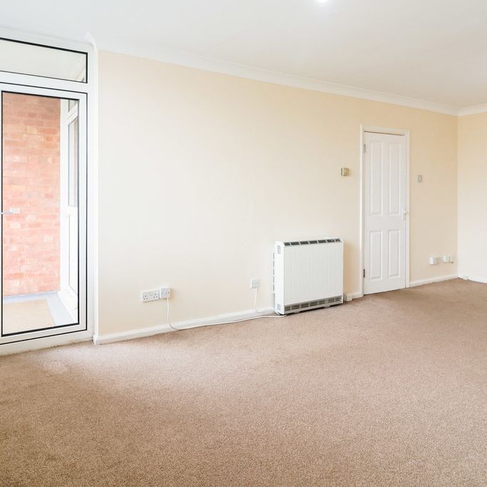 Darley Mead Court, Hampton Lane, Solihull, B91 - Photo 1