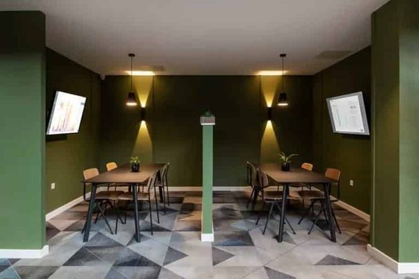 Standard Ensuite - Photo 1