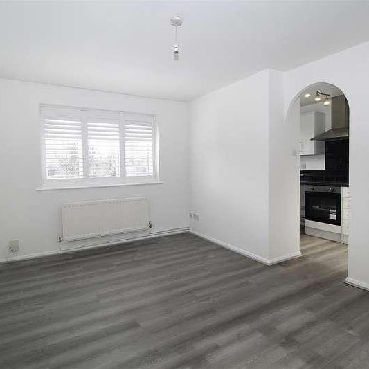 Wigston Close, Edmonton, N18 - Photo 1