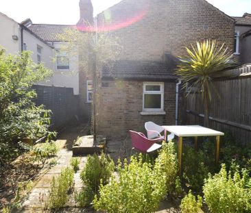 1 bedroom ground floor flat to rent - Photo 3
