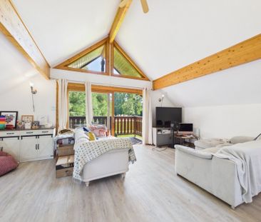 The Lakes, Harleyford, Henley Road,SL7 - Photo 2
