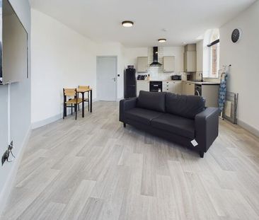 Flat 5 Regent House, Regent Street, Blackburn, BB1 6BH - Photo 1