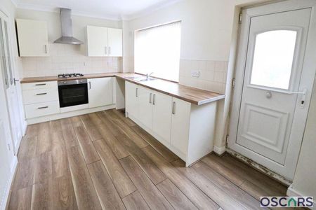 3 bedroom terraced house to rent - Photo 5