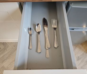 1 Bed Flat, Canham Road, SE25 - Photo 2