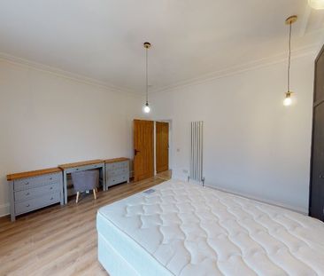 P1352: Beach Boulevard, City Centre, Aberdeen - Photo 1