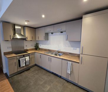 Cambridge Street, Manchester - Photo 5