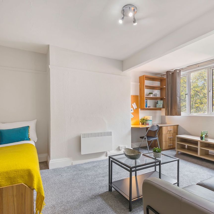 18 ST JOHNS TERRACE Leeds - LS3 1DY - Photo 1